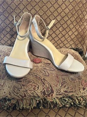 Naturalizer Cream Wedge Sandals with Ankle Strap